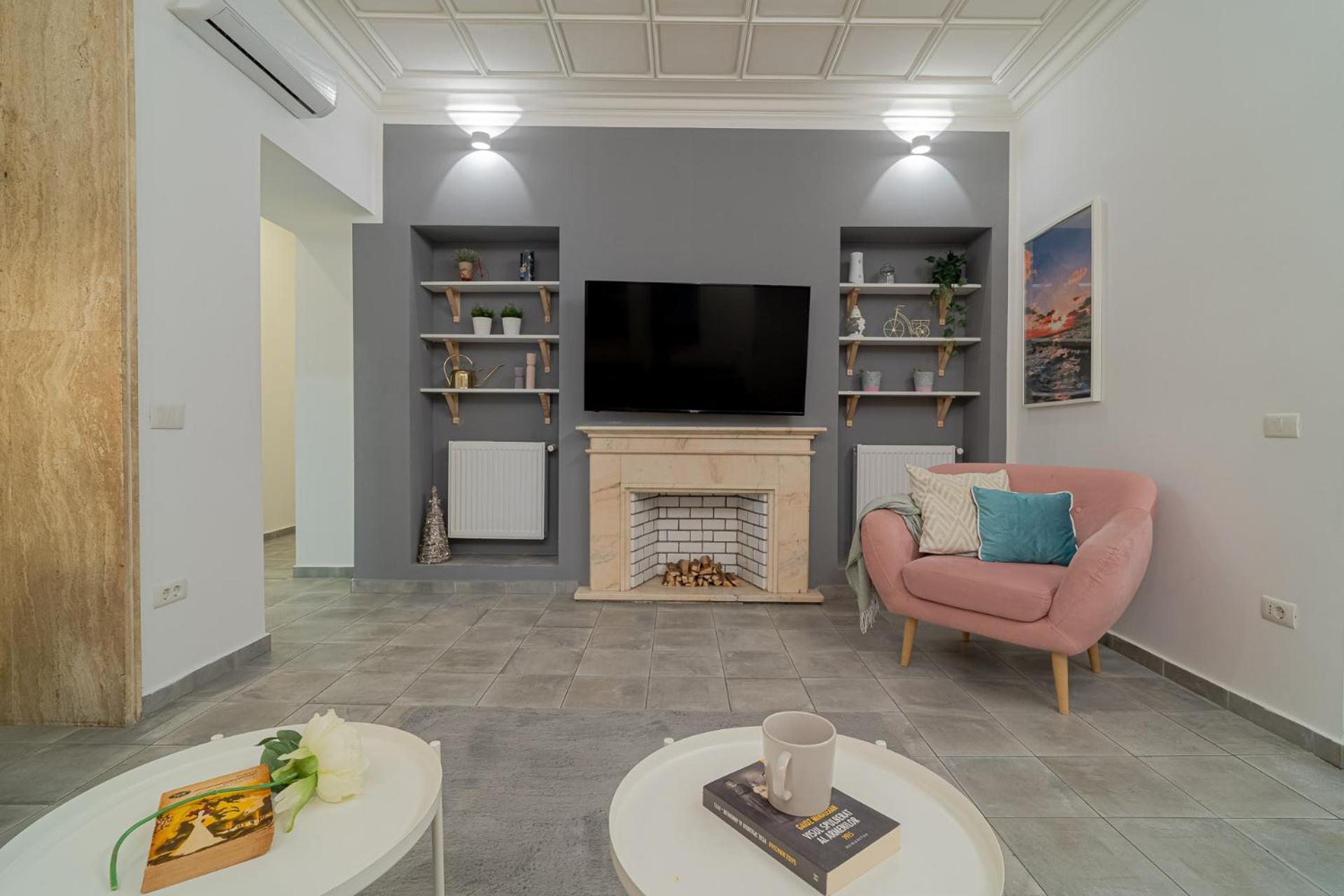 4br Sanctuary Near Cismigiu Park & Piata Universitatii Appartement